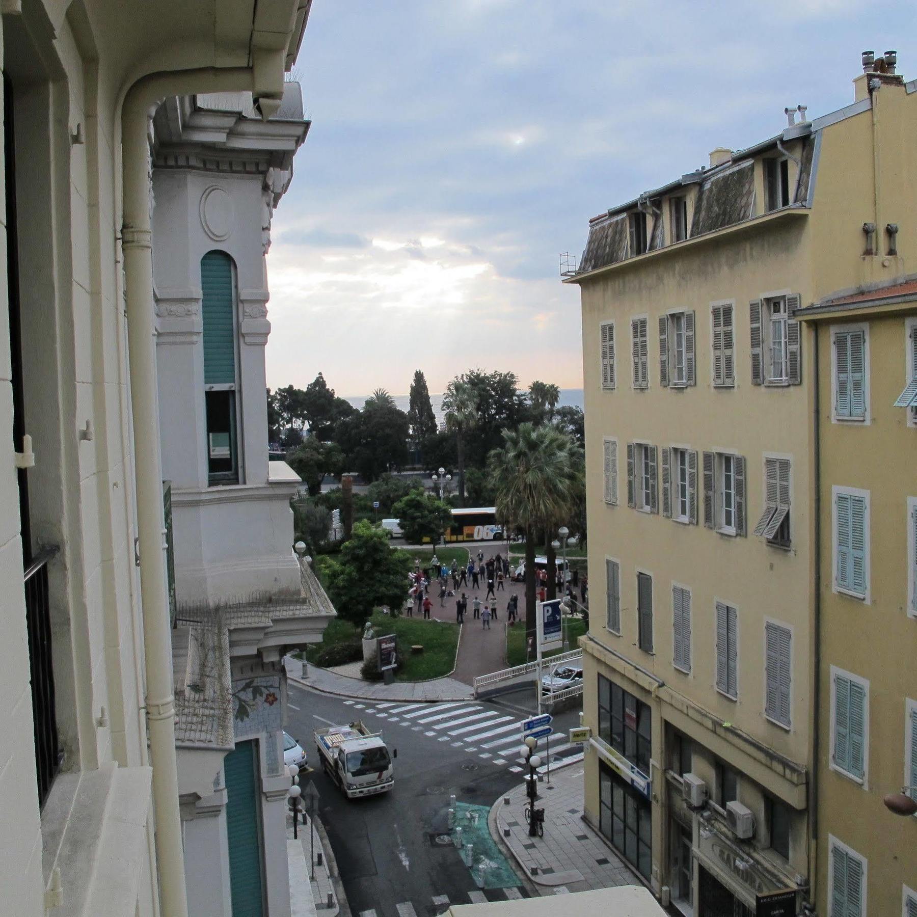 Hotel Le Meurice Nizza Esterno foto